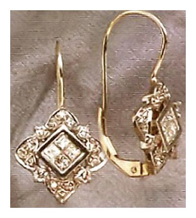 14k Marguerrite De Navarre Diamond Earrings (.65ct)